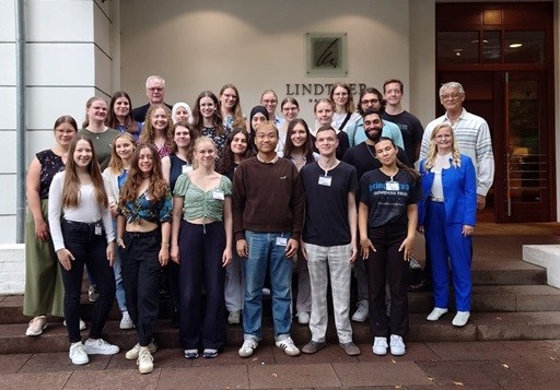 Teilnehmende bei der Sommerakademie der DGOP 2024 in Hamburg