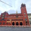 Das berühmte rote Rathaus von Basel