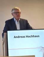 Prof. Hochhaus